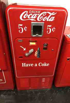 Original 1950's Antique COKE MACHINE Coca Cola RESTORED Coin Op Vending VMC 33 