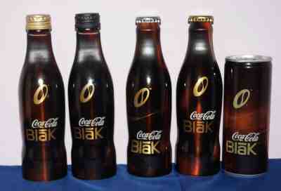 4 Different Coca-Cola Blak aluminium bottles, different closures + 1 BLAK can FR