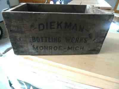 Rare Vintage Diekman Bottling co. Monroe Michigan Crate pre1920