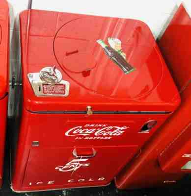 Original 1950s Antique COKE MACHINE Coca Cola RESTORED Coin Op Vending VMC A23 E