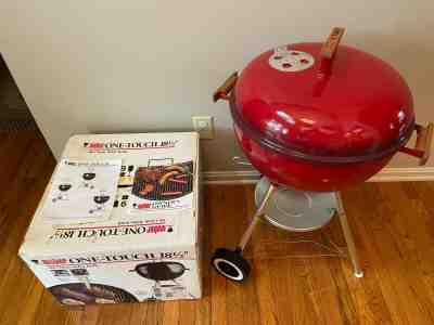 Weber Vintage (1995) 18" Red Fade Charcoal Grill / Kettle - Never Used in Box