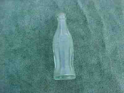 Antique HAWKINSVILLE GEORGIA GA Hobbleskirt COCA COLA Contour Glass Bottle 1915