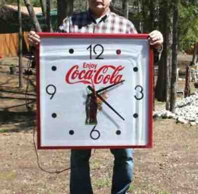 Large COCA -COLA Advertising Clock 30X30 Coke Hanover Lighted Clock Works Great