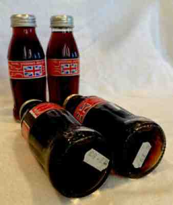 4 Coca Cola bottles Charles & Dianaâ??s Royal Wedding July 29 1981 250ml Unopened