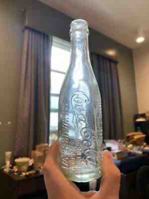 Xtra Rare Straight sided Coca Cola soda bottle Milwaukee Wisconsin E.L. Husting
