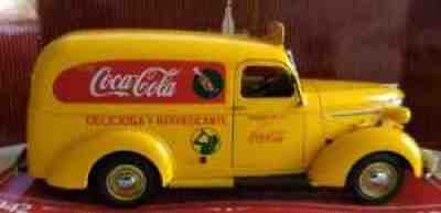 Chevrolet 1939 Coke Coca Cola Truck ARGENTINA Diecast Scale 1:24 75 YEARS 2017