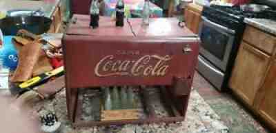 1939 Salesman Sample Coca Cola Cooler With Originsl Case Of Coke Bottles.