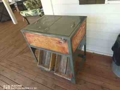 1931 Coca Cola Rolling Ice Box