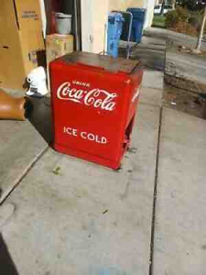 Vintage Westinghouse Coca Cola Junior Bottle Ice Box Cooler Coke 39 original
