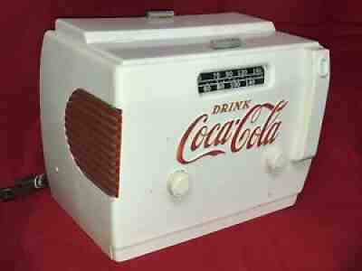 Vintage RARE ORIGINAL 1940s COCA COLA Cooler Radio Model 5A410A WHITE Unrestored