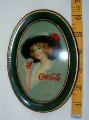 * 1913 COCA-COLA TIN-LITHO SMALL 6 1/4" TIP TRAY LADY IN HAT NOT A REPRODUTION