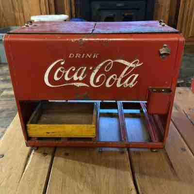 1939 Coca-Cola Salesman Sample Cooler Box with Orginal Advertising And Tray