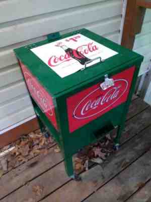 Patio Cooler 40 Qt. Rolling, Lid,Built-In Drainage Dispenser coca cola oldermake