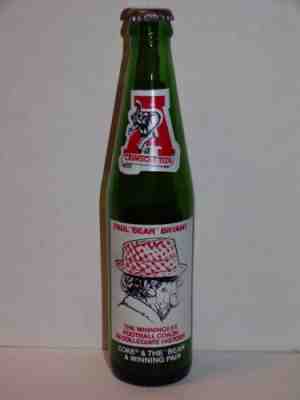 10 OZ COCA COLA COMMEMORATIVE BOTTLE -1981 BEAR BRYANT (THIRD SHIFT/GREEN BOTTLE