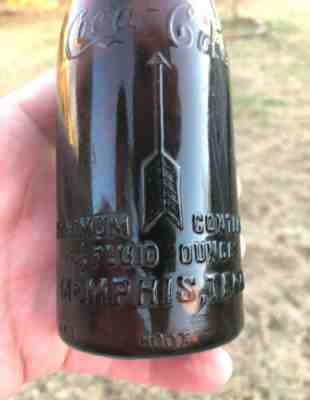 RARE STRAIGHT SIDE COCA COLA AMBER BOTTLE W/ ARROWS " MEMPHIS, TENN. " NICE "