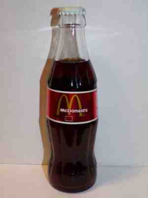 0,2L COCA COLA COMMEMORATIVE BOTTLE - 1990 MCDONALDS MOSCOW