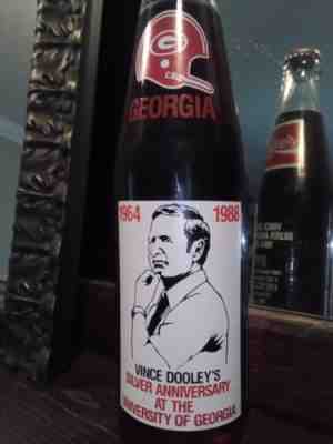 10 OZ COCA COLA COMMEMORATIVE BOTTLE -1989 VINCE DOOLEY'S SILVER ANNIVERSARY UGA