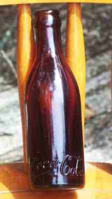 Antique - Amber Straight Sided Base Script Coca-Cola Bottle - Clarksville, Tenn.