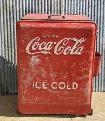 VINTAGE COCA COLA COOLER JUNIOR ICE COOLER SIDE BOTTLE OPENER & CAP CATCHER