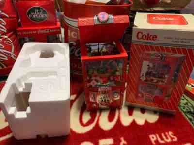 1997 RETIRED RARE Coke GRABBIN ICE MUSICAL ACTION Refreshment Coca Cola BANK LTD