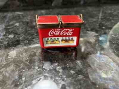 Rare Coca Cola peint main limoges france hinged trinket box Coke Cooler