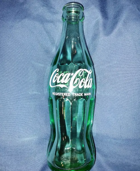 Vintage Korean Coca-Cola Bottle 190 ml, bubble in glass