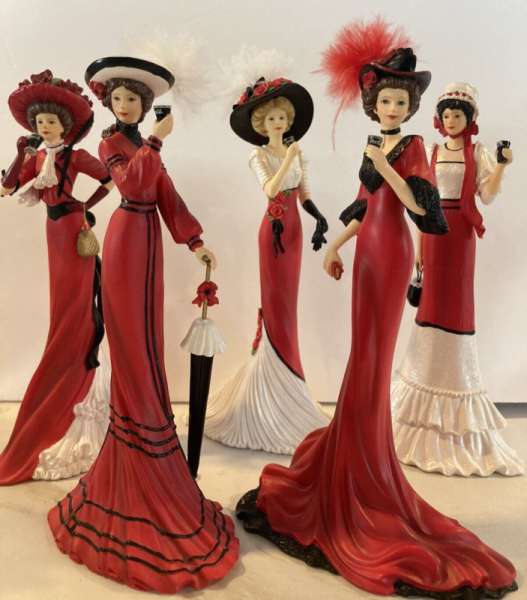 A Satisfying Time out with Coca Cola Elegance Collection