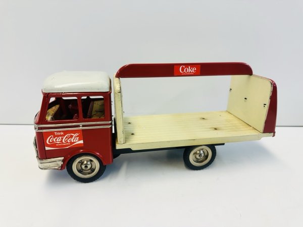 ORIGINAL 1960's GOSO GERMAN COCA COLA TIN FRICTION TRUCK W/DRIVER