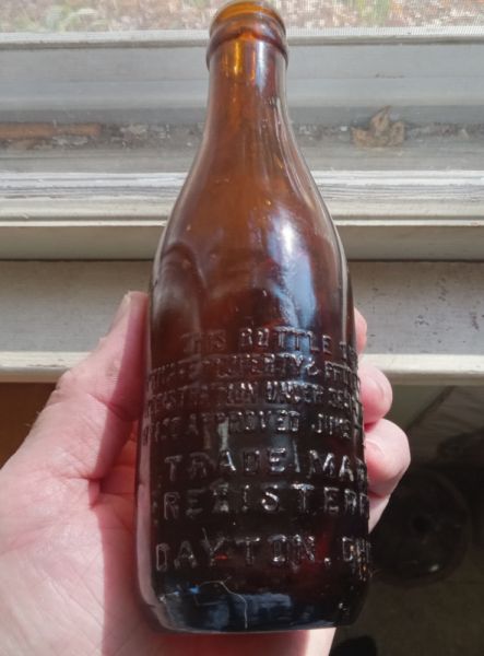 New ListingDAYTON OHIO SCARCE SENATE 1911 DATED AMBER SCRIPT COCA COLA STRAIGHT SIDE COKE