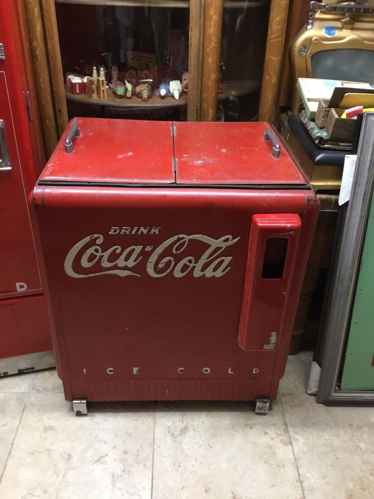 Rare Vintage 1940s Coca Cola Ice Chest Cooler Cap Catcher and Lids Nice !