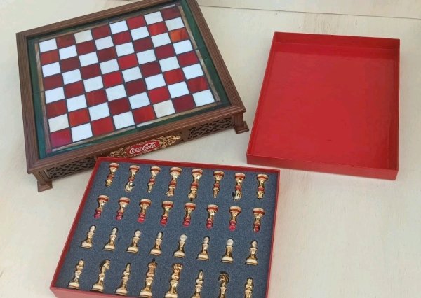 24 Carat Gold Franklin Mint Official Coca-Cola Chess Set 1996 NIB! Complete!