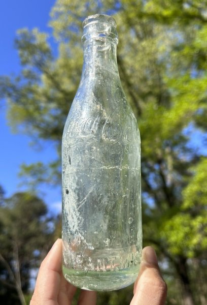 Antique Straight Side Shoulder Script COCA-COLA bottle - DURANT, MISSISSIPPI