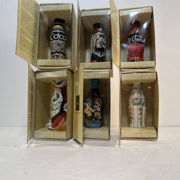 Rare Coca Cola Bottle Folk Art Series 1997 The Contour Collection