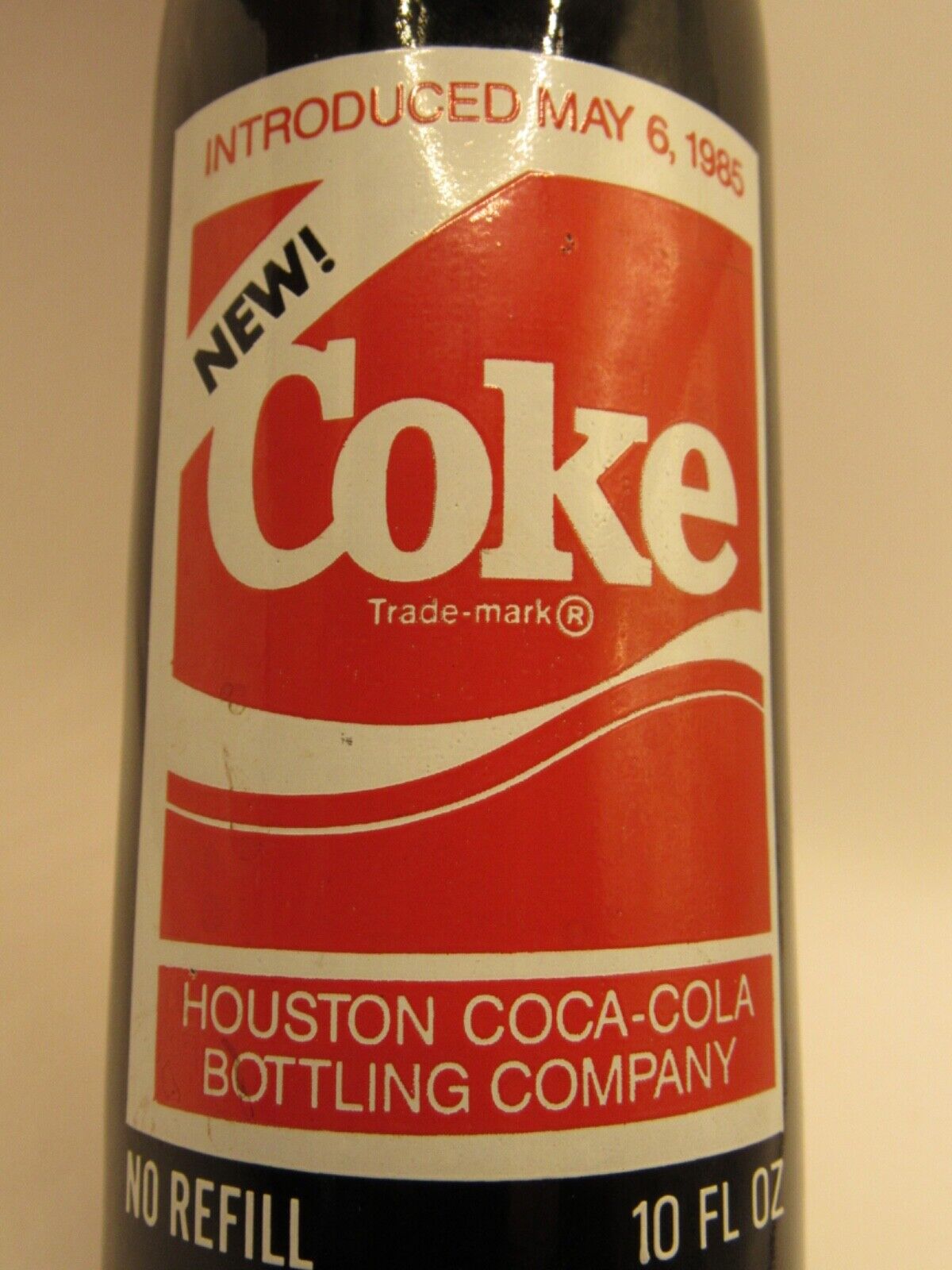 "NEW COKE"  Bottle - Houston Coca Cola Bottling Company - Mint
