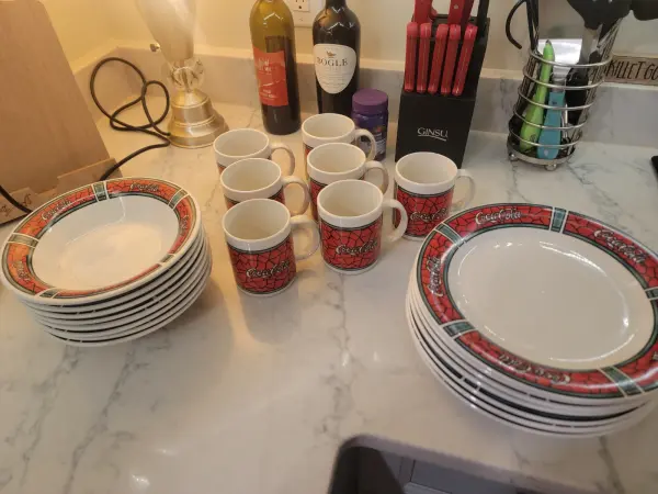 Vintage Coca Cola Gibson Mosiac dishes -7 10.5" plates, 8 8" bowls, 7 mugs