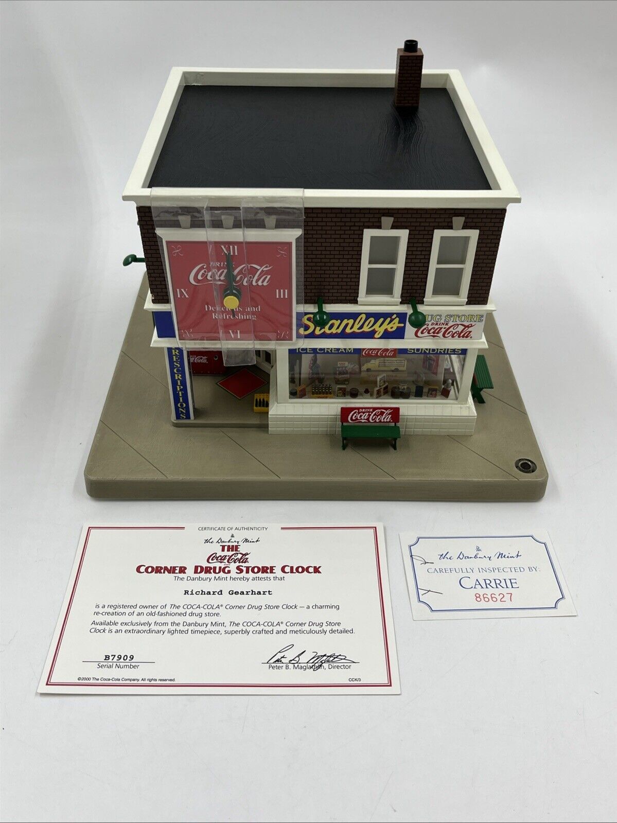 Danbury Mint Stanley's Coca-Cola Corner Drug Store New in Original Box