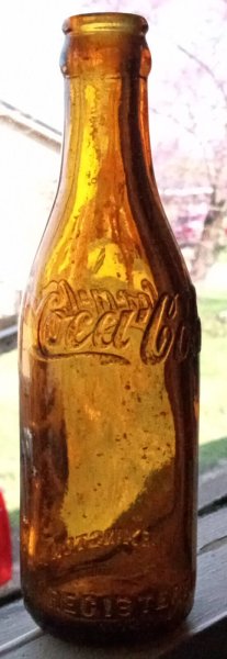 Early Shoulder Script Straight Sided Amber Coca Cola Bottle Lexington, Kentucky