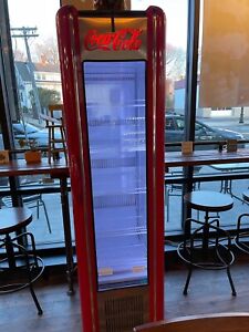 Vintage Coca Cola refrigerator Great condition, working lights and cold