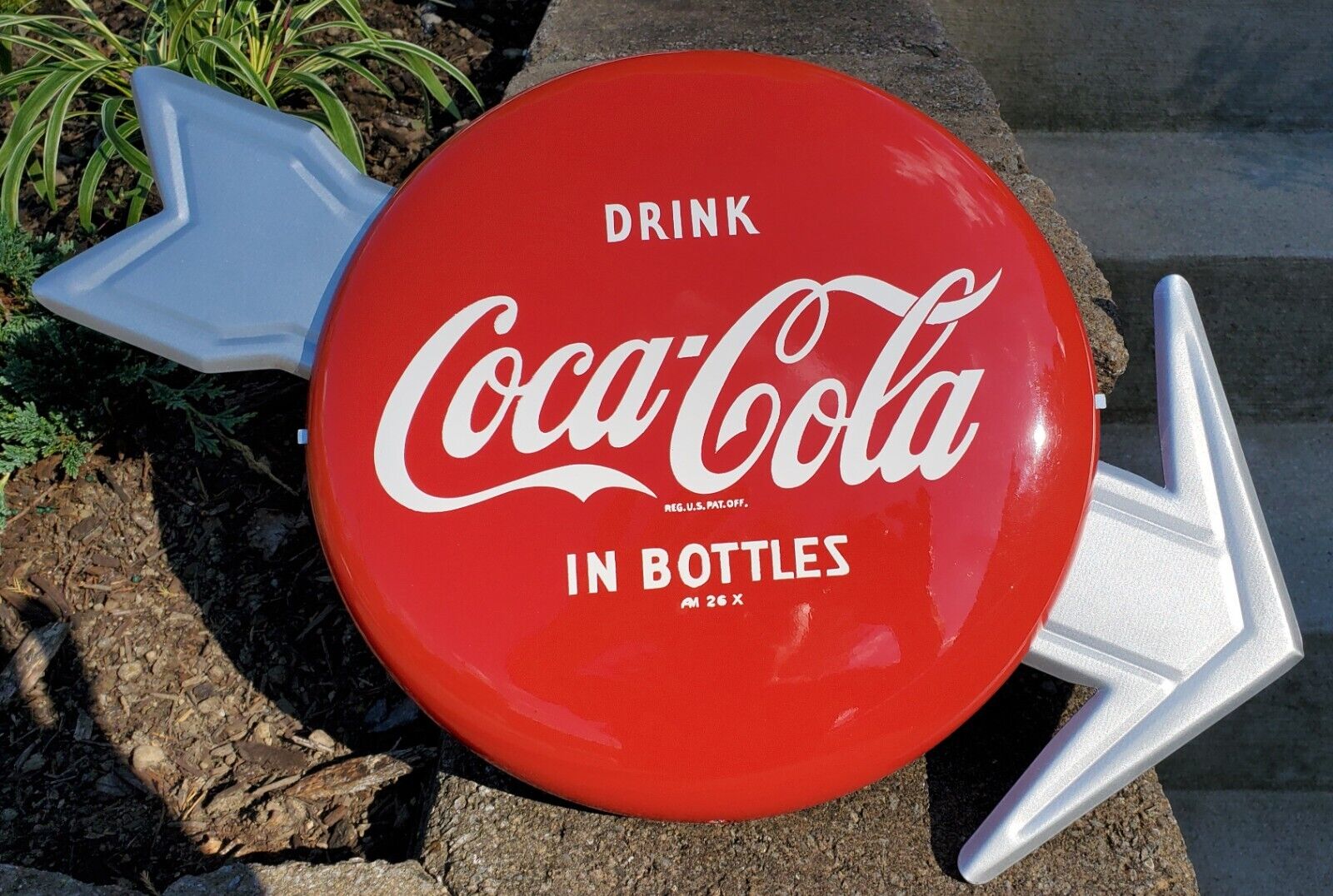 BEAUTIFUL ORIGINAL 1950's COCA COLA 12" BUTTON WITH ARROW SIGN