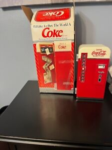 Enesco Coca Cola Music Box I'd Like To Buy The World A Coke Animation 1993