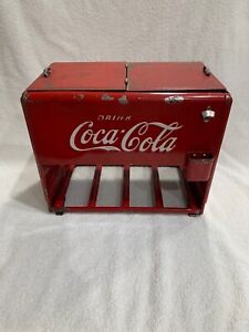 Original Unrestored 1939 Coca Cola Salesman Sample Cooler. GREAT! APPEARENCE!