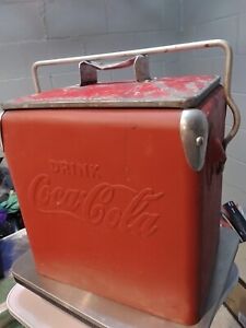 WOW!!! Vintage Metal Coca Cola 6 Bottle Cooler 11.5 in. Wide X 12 in. Tall (DE)