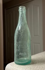 Biedenharn Candy Company, Vicksburg, MISS, Coca Cola aqua crown top 1900s bottle