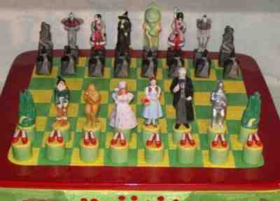 **RARE** Star Jar Wizard Of Oz Chess Cookie Jar S & P Complete Set