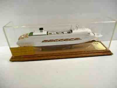 Princess Cruises Regal Princess 1991 Replica Ship Outstanding Achievement WOC