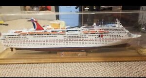 Carnival Fantasy Cruise Model from 1990. Great shape!