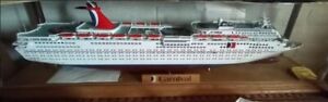RARE CARNIVAL FANTASY CRUISE SHIP Model w/ Display Case