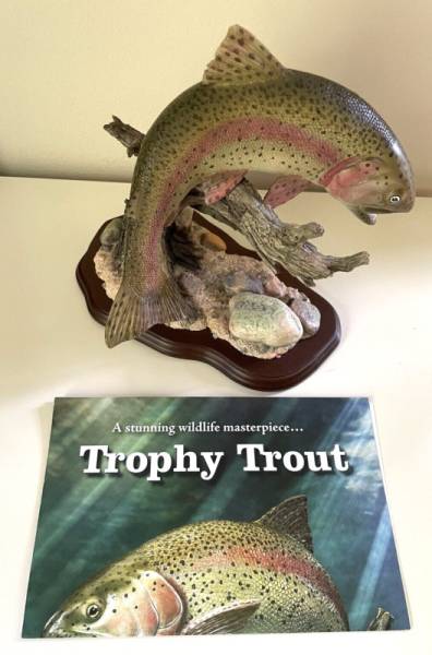Vtg Rare Trophy Trout Danbury Mint Trout Treasures Realistic Sculpture Wood Base