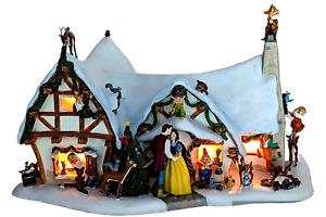 Disney Danbury Mint Snow White and the Seven Dwarfs Cottage Christmas Village