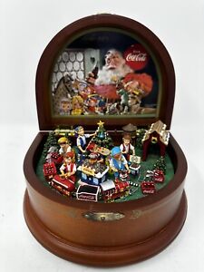 Danbury Mint Coca-Cola Holiday Music Box Christmas Elf Shop Rare Vintage Works